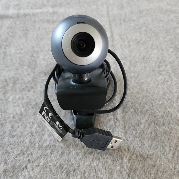 Logitech Webcam V-UBC40 Clip-on Black - Picture 1 of 2